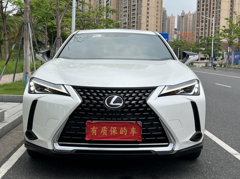 Lexus UX, 2021 — фото 2 из 10