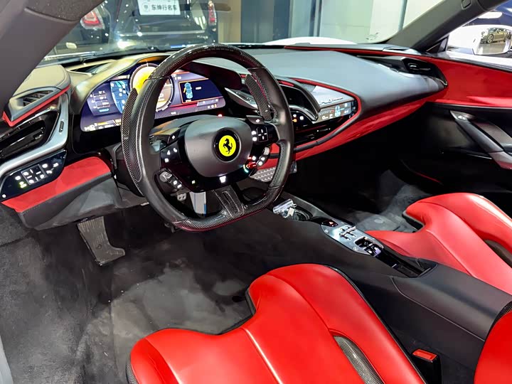 Ferrari SF90, 2022 — фото 5 из 9