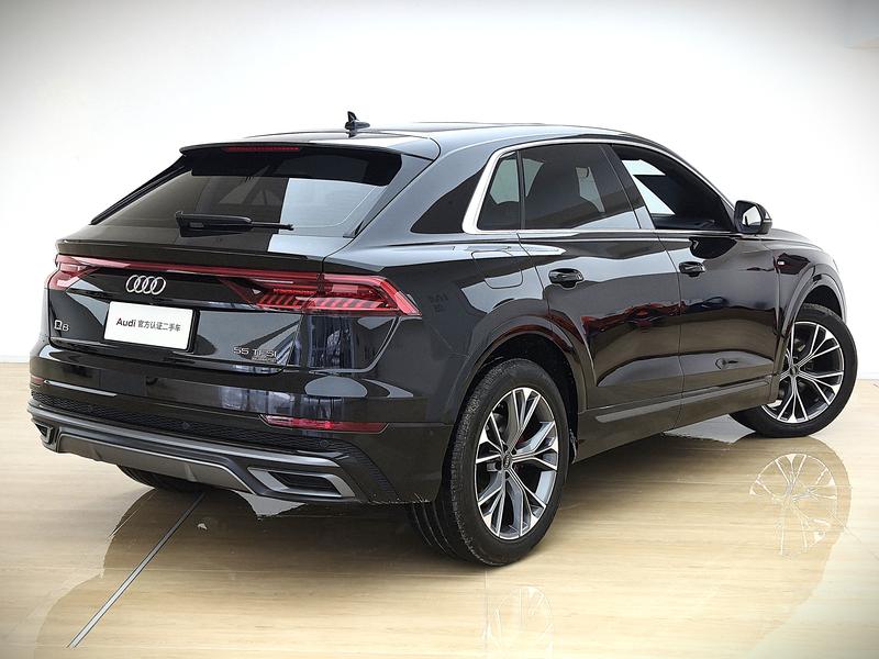 Audi Q8, 2023 — фото 4 из 12