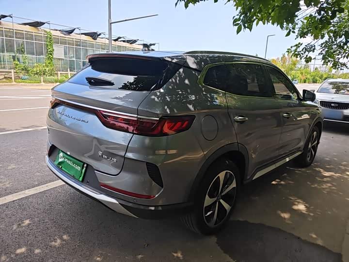 BYD Song Plus Hybrid/EV, 2023 — фото 7 из 9