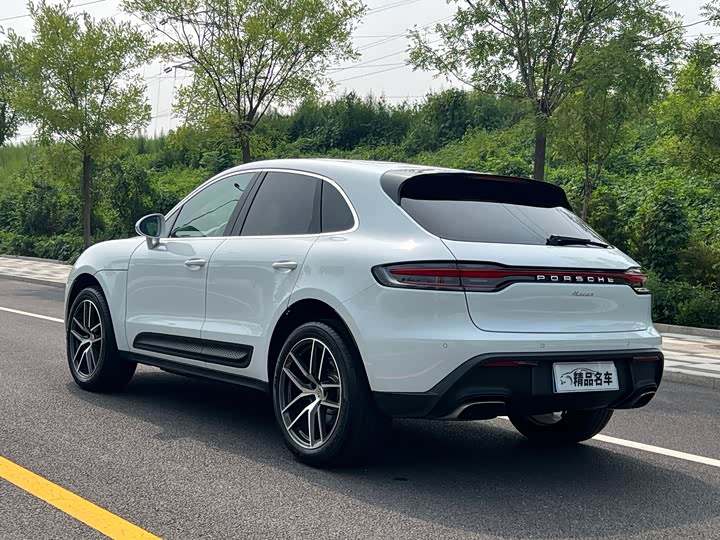 Porsche Macan, 2026 — фото 7 из 9