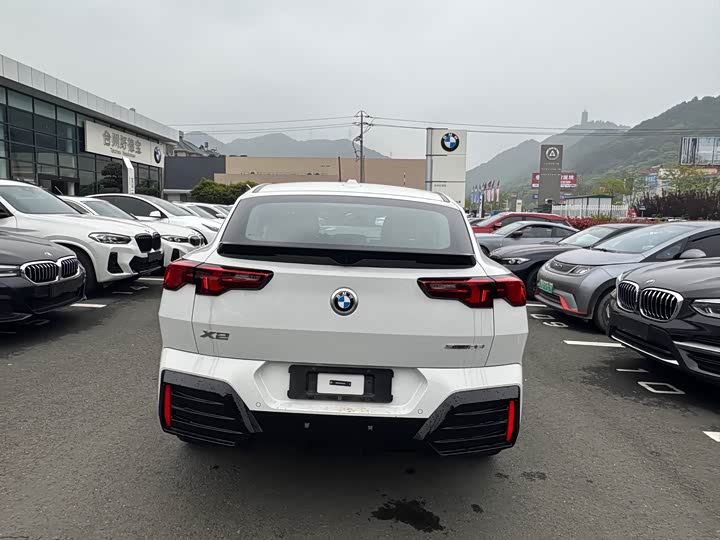 BMW X2, 2025 — фото 6 из 9