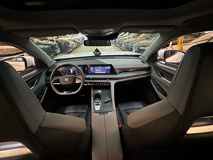 Changan CS75 Plus, 2022 — фото 8 из 9