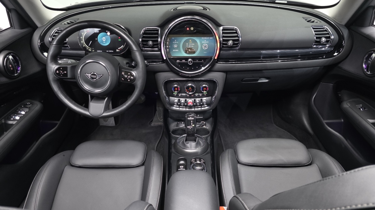 Mini Clubman, 2023 — фото 6 из 12