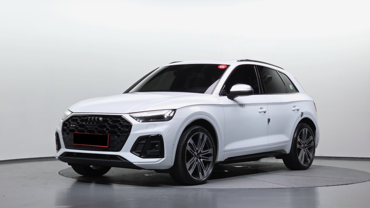 Audi SQ5, 2022 — купить в Санкт-Петербурге под ключ