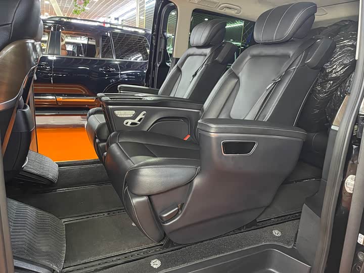 Mercedes-Benz V-Class, 2021 — фото 9 из 9