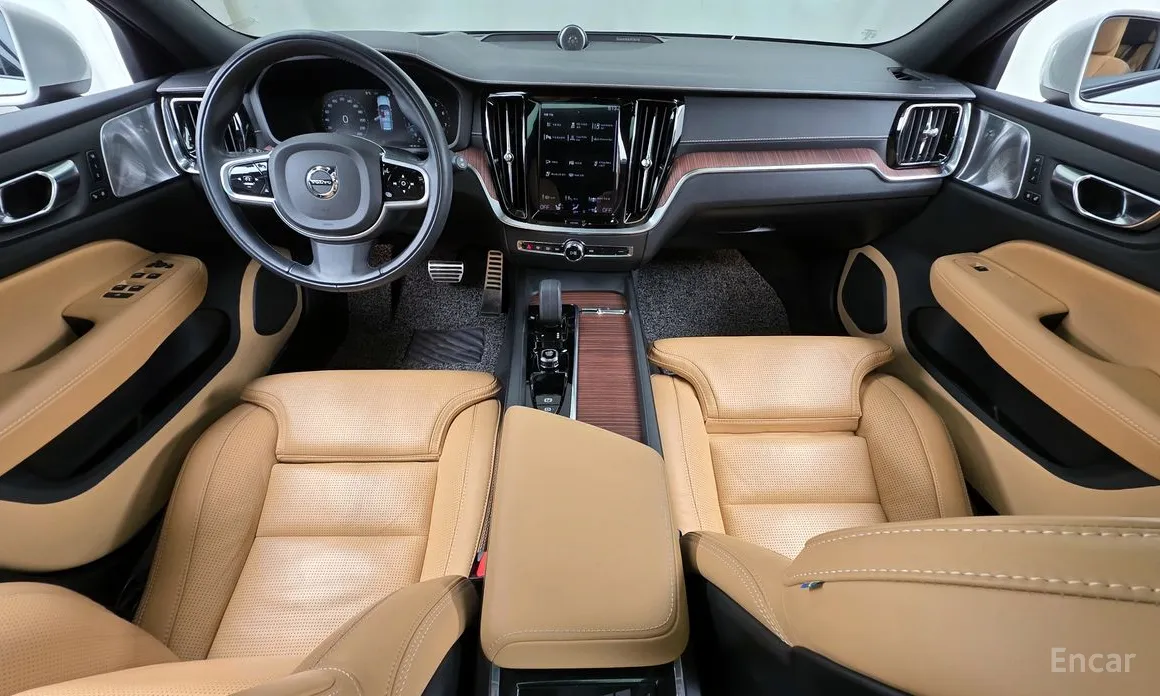 Volvo V60, 2022 — фото 7 из 12