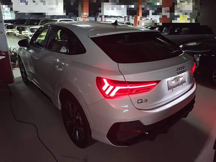 Audi Q3 Sportback, 2022 — фото 5 из 9