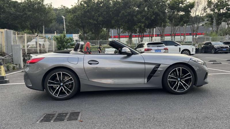 BMW Z4, 2024 — фото 7 из 12