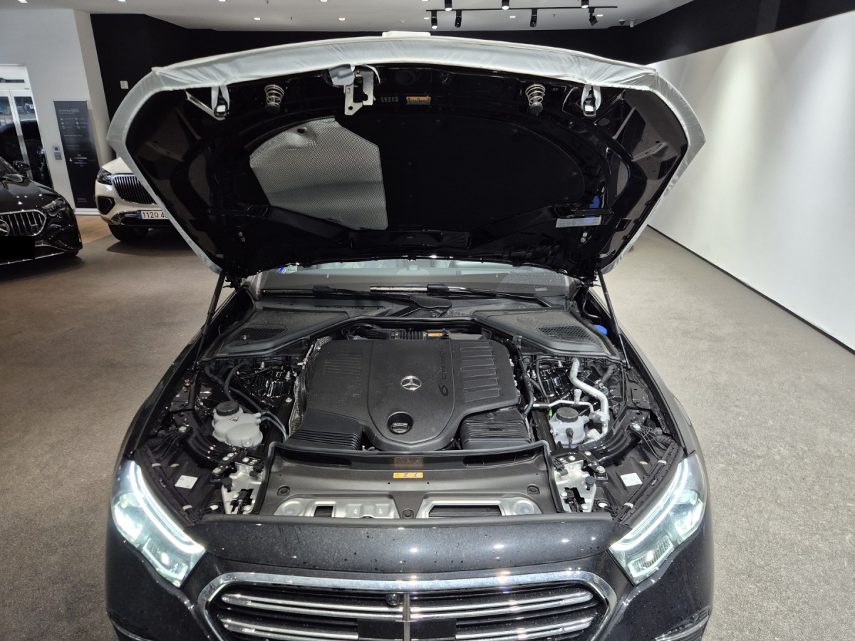 Mercedes-Benz E-Class, 2025 — фото 6 из 12