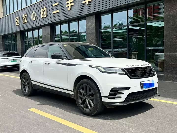 Land Rover Range Rover Velar, 2024 — фото 3 из 9