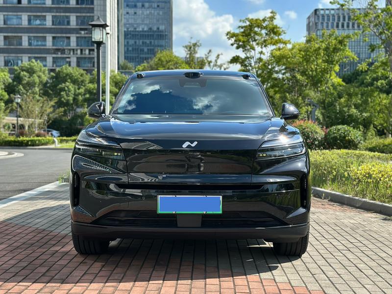Nio Onvo L80, 2026 — фото 2 из 8