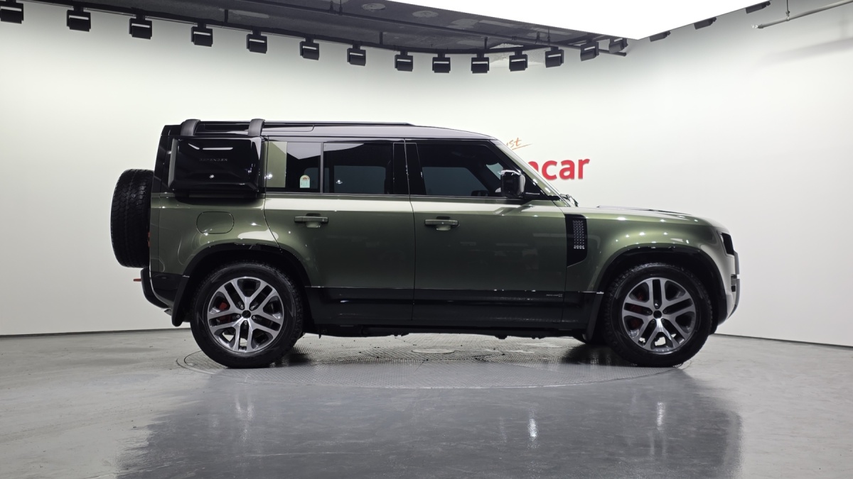 Land Rover Defender, 2025 — фото 5 из 12