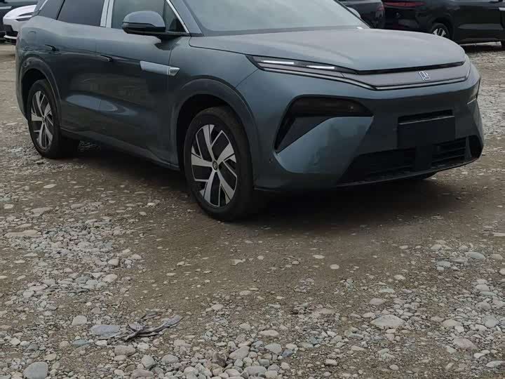 BYD Tang L, 2026 — фото 3 из 7