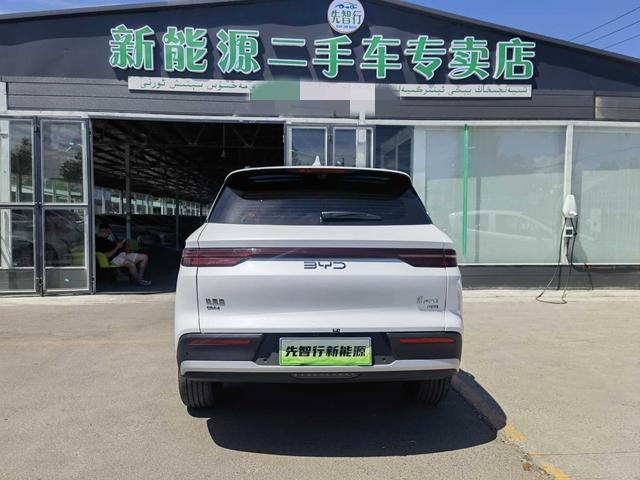 BYD Song Pro Hybrid, 2025 — фото 5 из 11