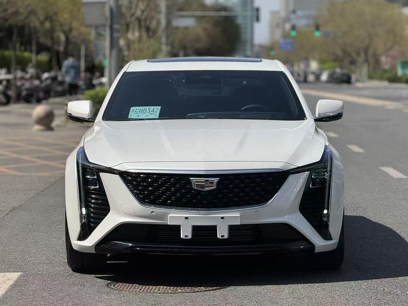 Cadillac CT5, 2024 — фото 2 из 12