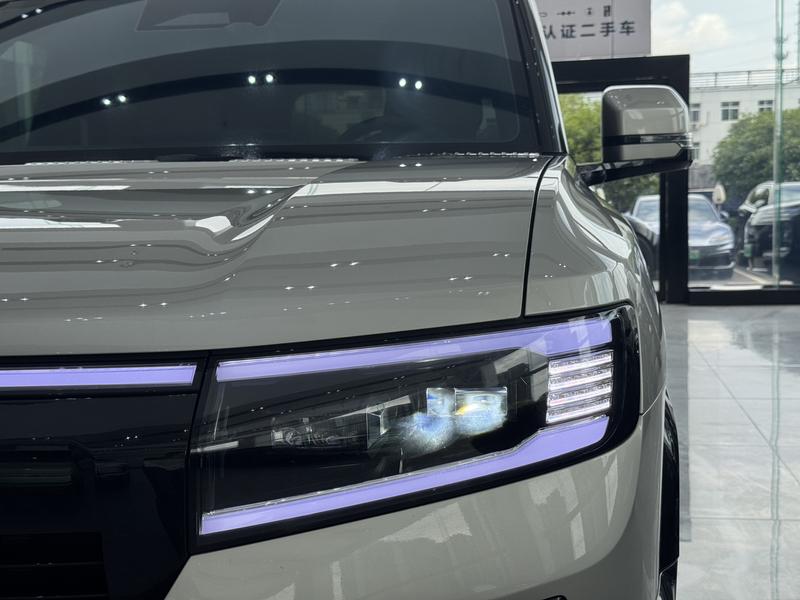BYD FangChengBao Leopard 8, 2024 — фото 7 из 12