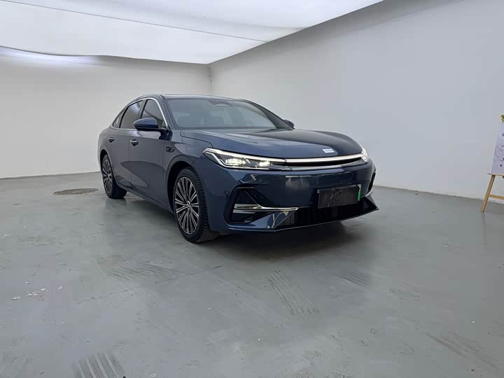 Geely Galaxy A7, 2025 — фото 3 из 9
