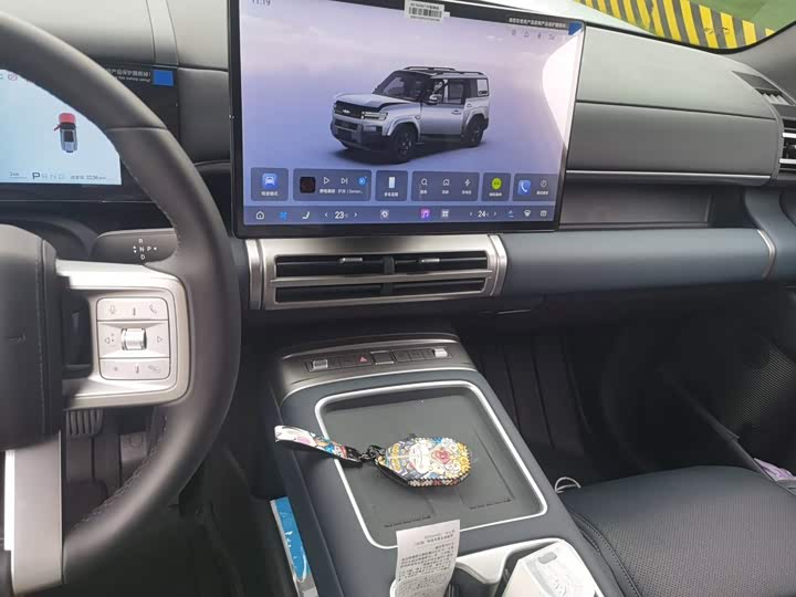 BYD FangChengBao Titanium 7 (Tai 7), 2026 — фото 9 из 9