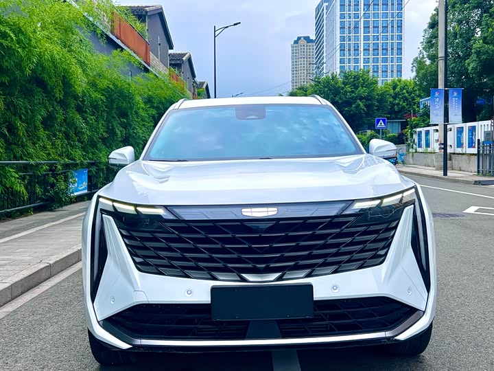 Geely Atlas L, 2023 — фото 2 из 9