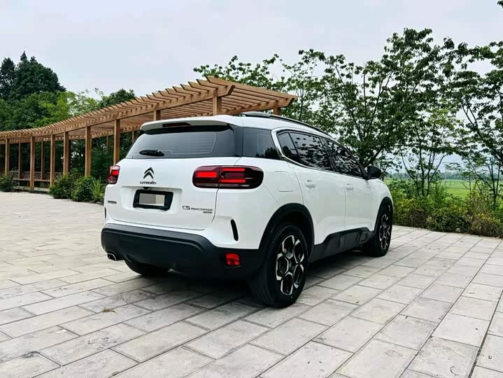 Citroen C5 Aircross 2023, 2023 — фото 5 из 9