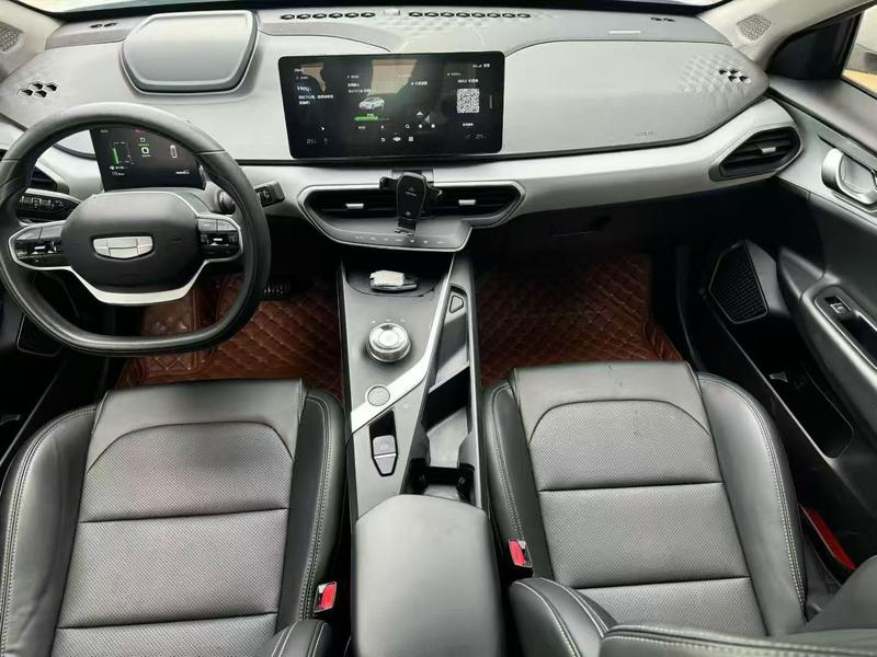 Geely Geometry A, 2022 — фото 7 из 10