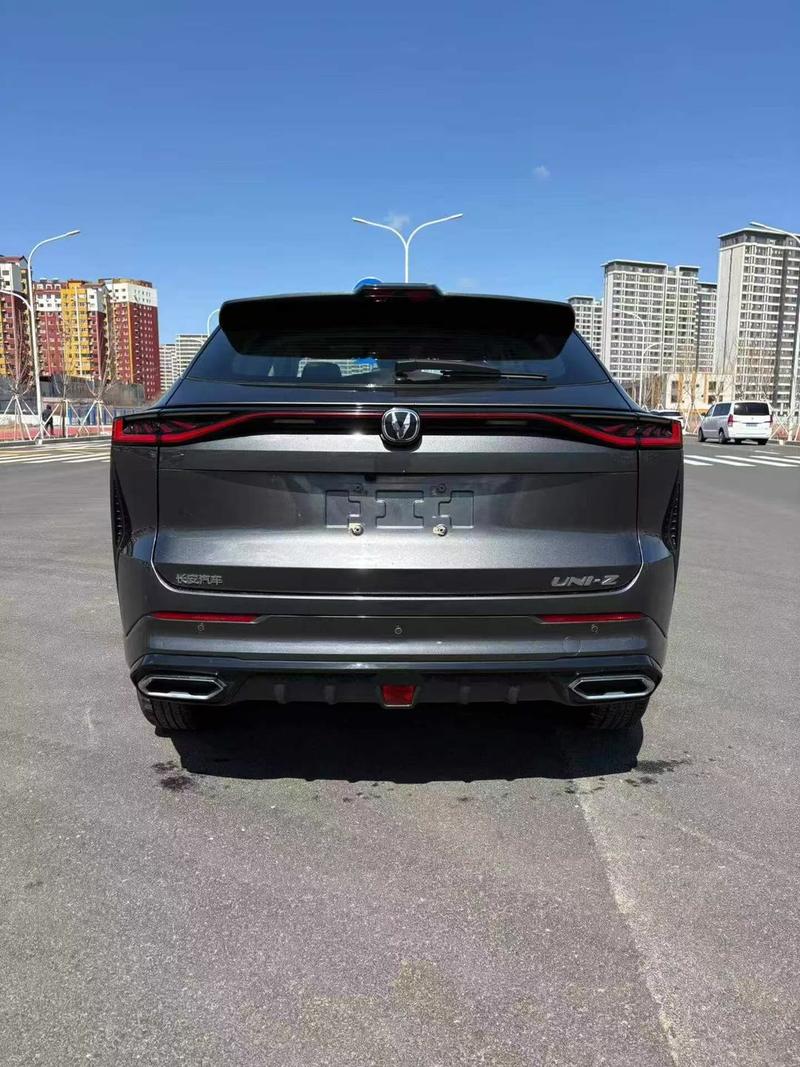 Changan UNI-Z Hybrid, 2024 — фото 4 из 9