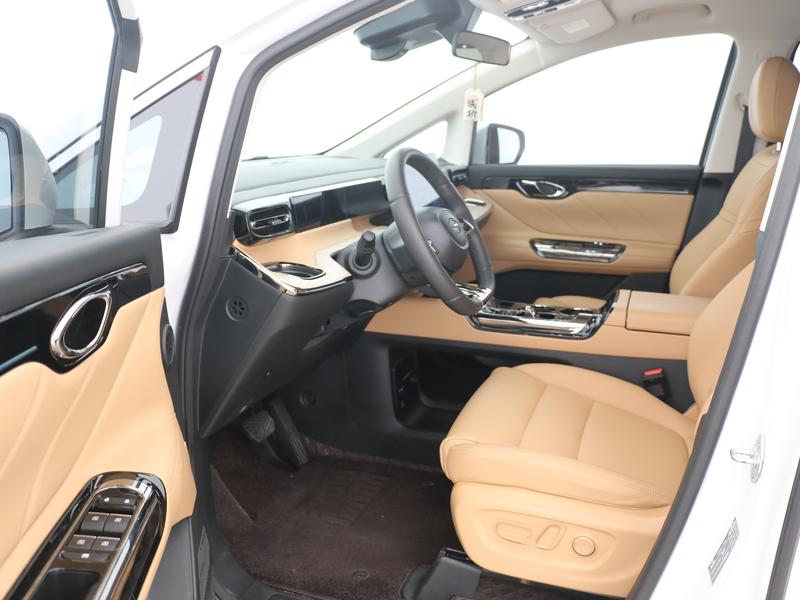 GAC Trumpchi E8, 2024 — фото 11 из 12