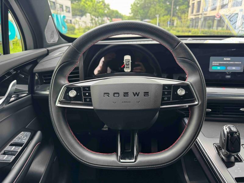 Roewe RX5 Max, 2022 — фото 10 из 12