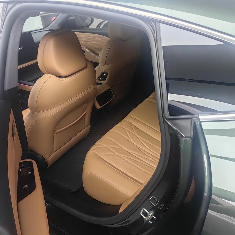 Geely Galaxy Starshine 8 EM-i, 2025 — фото 6 из 7
