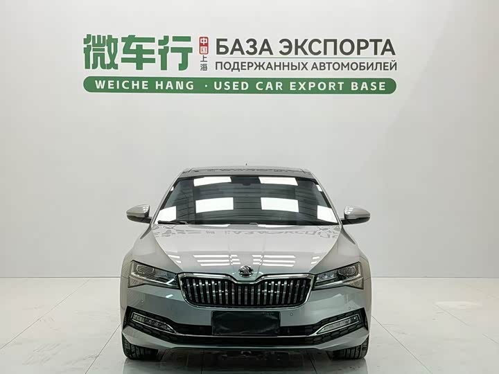 Skoda Superb, 2024 — фото 2 из 9