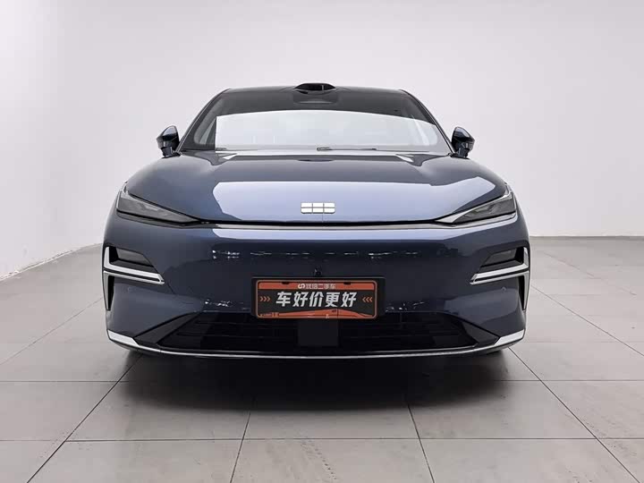 Geely Galaxy Starshine 8 EM-i, 2025 — фото 3 из 9
