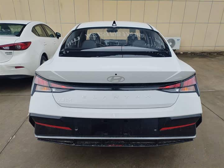 Hyundai Elantra N line, 2025 — фото 4 из 9