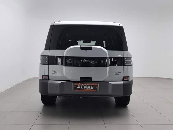 BYD FangChengBao Titanium 7 (Tai 7), 2026 — фото 4 из 9