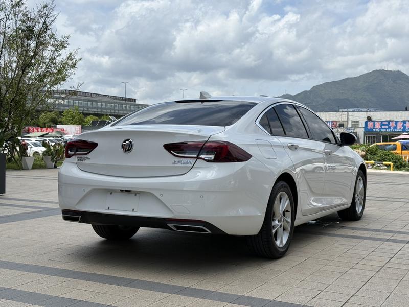 Buick Regal, 2023 — фото 7 из 12