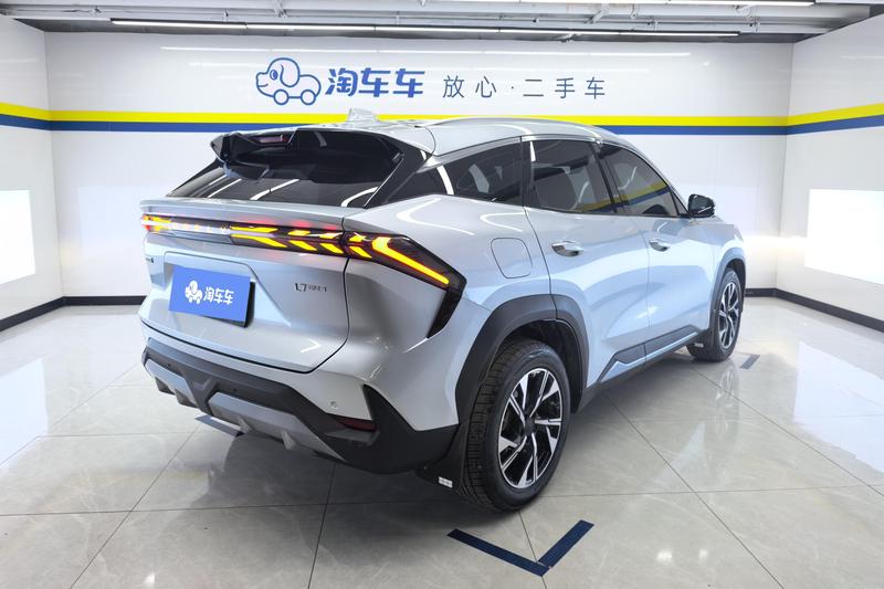 Geely Galaxy L7, 2025 — фото 3 из 12