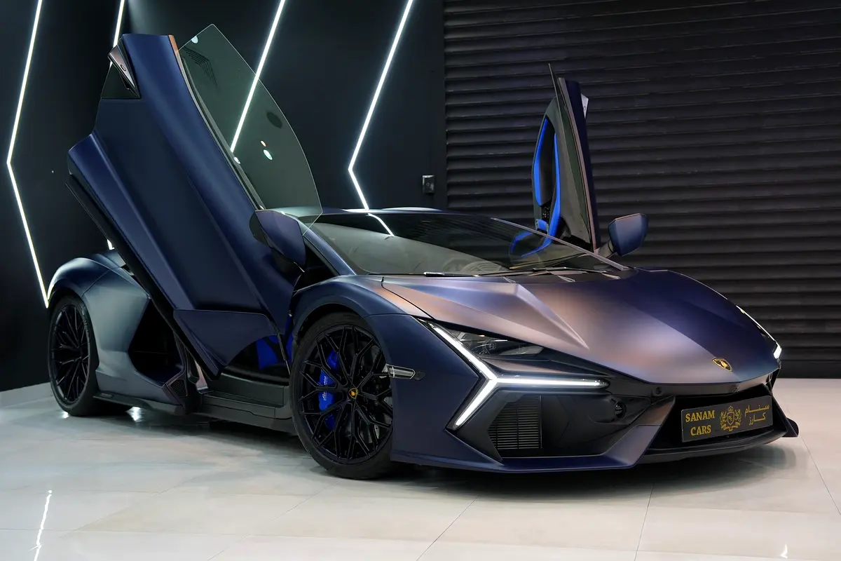 Lamborghini Revuelto, 2024 — фото 3 из 10
