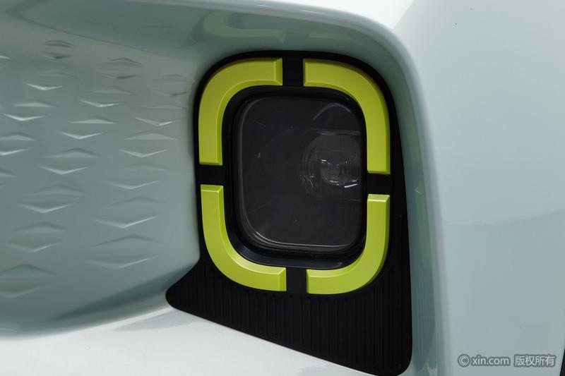 Geely Geometry E Firefly, 2023 — фото 5 из 12