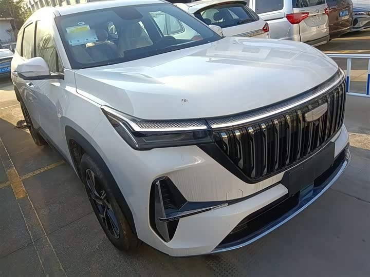 Geely Atlas L, 2025 — фото 4 из 9