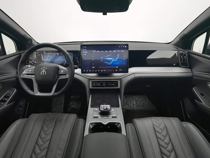 BYD Song L DM-i Hybrid, 2024 — фото 5 из 9