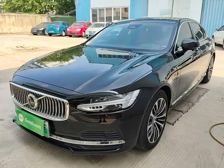 Volvo S90 Hybrid, 2023 — купить в Самаре под ключ