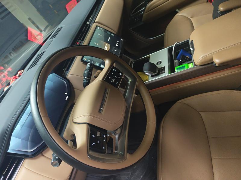 Land Rover Range Rover, 2024 — фото 11 из 12