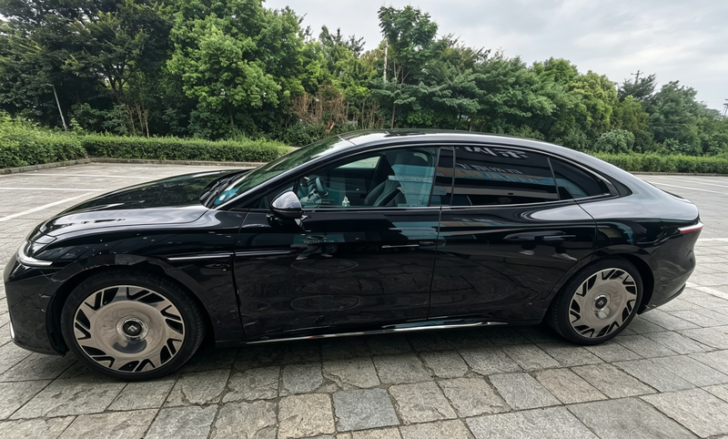 GAC Hyptec A8, 2025 — фото 2 из 9