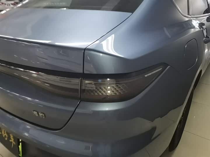 BYD Seal 05 DM-i Hybrid, 2025 — фото 8 из 9