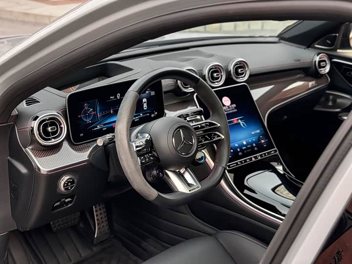 Mercedes-Benz C-Class AMG Hybrid, 2024 — фото 4 из 9