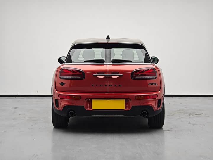 Mini Clubman, 2023 — фото 6 из 9