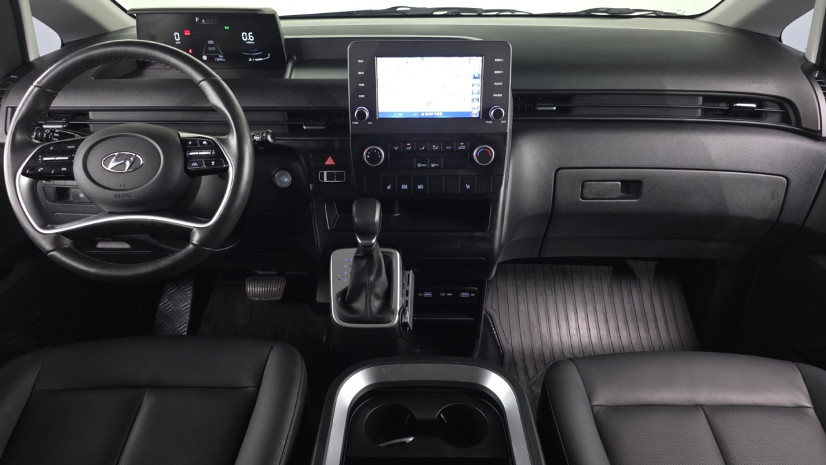 Hyundai Staria, 2023 — фото 7 из 12