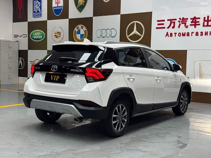 Toyota Yaris L Hatchback, 2022 — фото 6 из 9