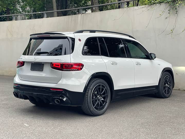 Mercedes-Benz GLB-Class AMG, 2023 — фото 6 из 9