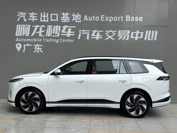 Dongfeng Yipai eπ 008, 2024 — фото 4 из 9